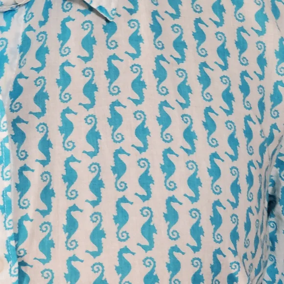 Crown & Ivy Turquoise Seahorse Long Sleeve Button Down Shirt Cotton Size L - Picture 2 of 7